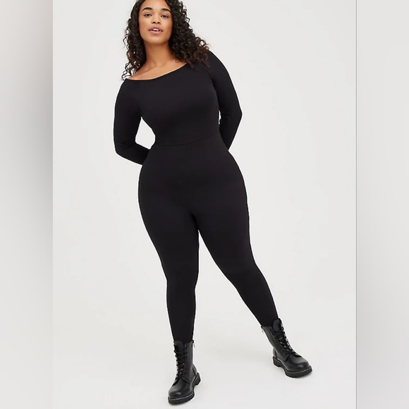 Torrid Premium Long Sleeve Catsuit, size 4, black - Picture 1 of 4